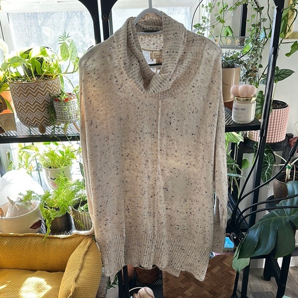 JESSICA SIMPSON | Cream Marled Tweed Cowlneck Tight Knit - Picture 1 of 13